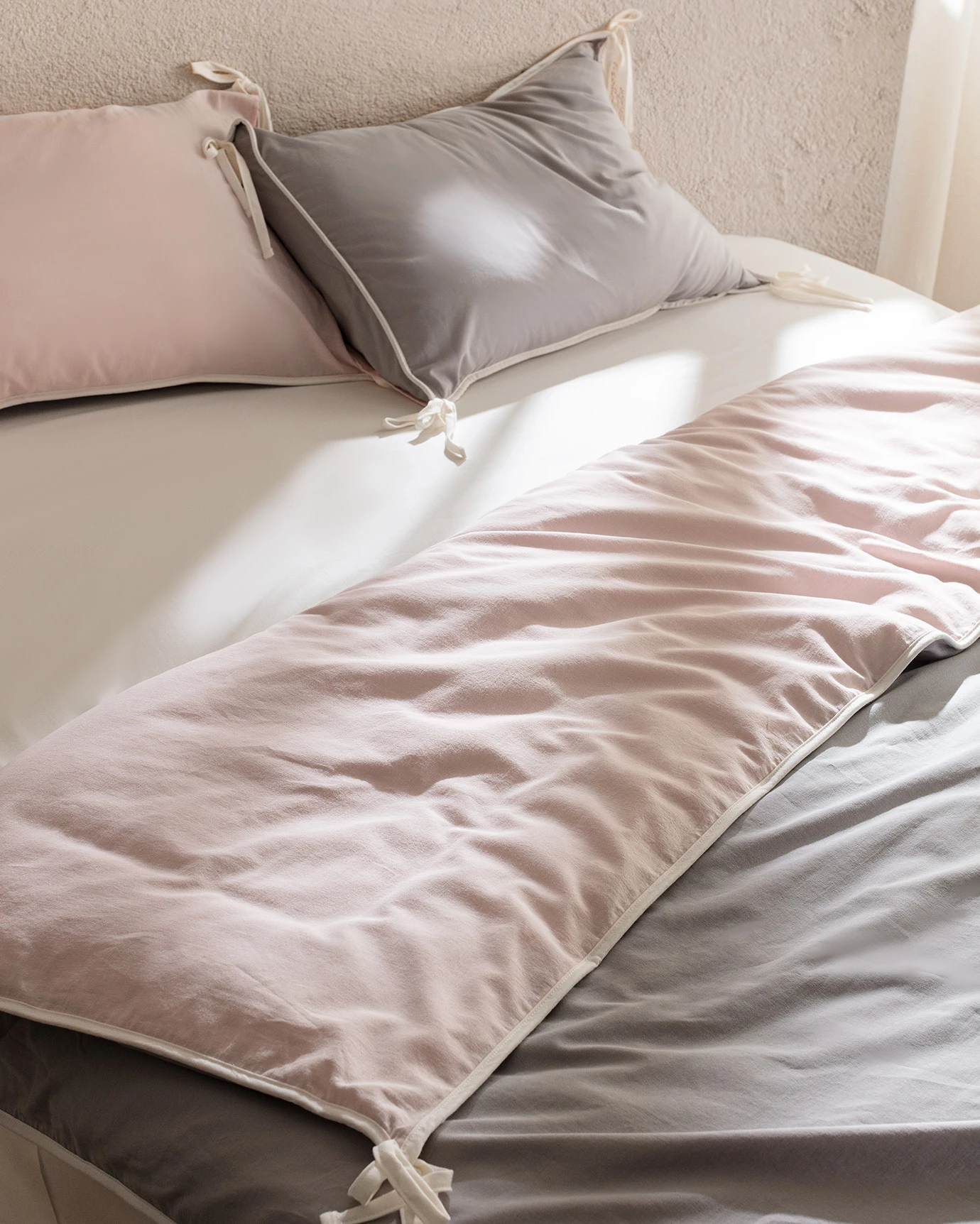 https://pub-6876de8987c3470585036704b8c85166.r2.dev/www.madamecocolebanon.com/public/data/products_gallery/67f4c7c68cb3d.webp