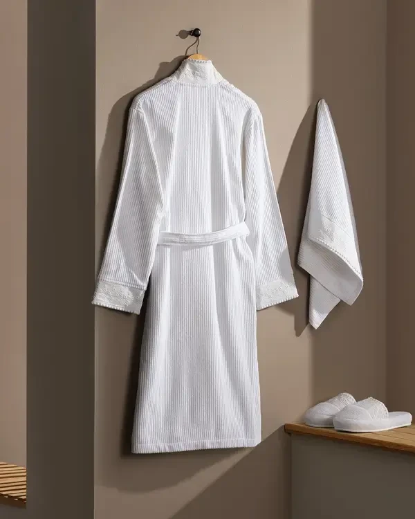 https://pub-6876de8987c3470585036704b8c85166.r2.dev/www.madamecocolebanon.com/public/data/products/681db78620ca9.webp