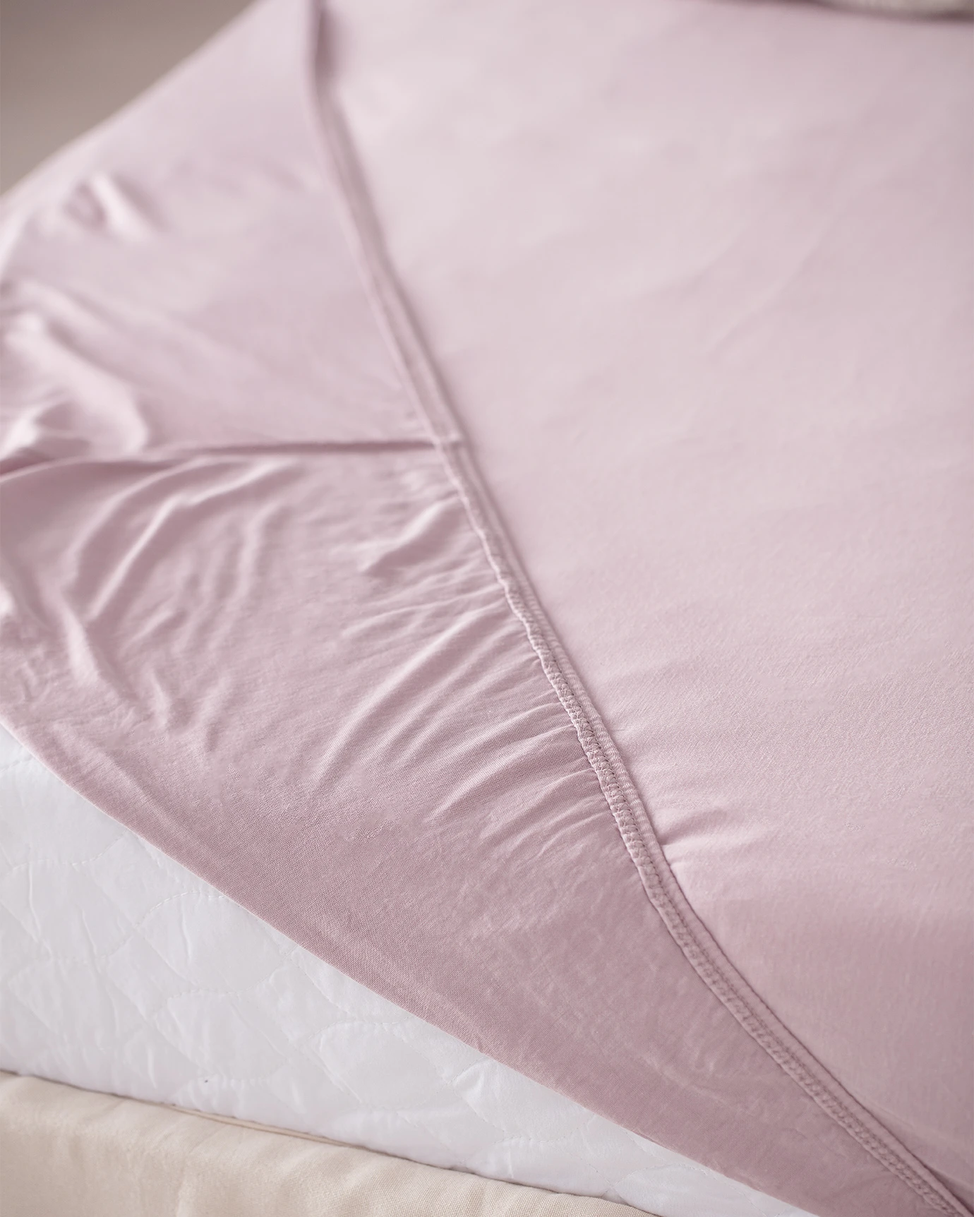 https://pub-6876de8987c3470585036704b8c85166.r2.dev/www.madamecocolebanon.com/public/data/products_gallery/68c3d6d3148f4.webp