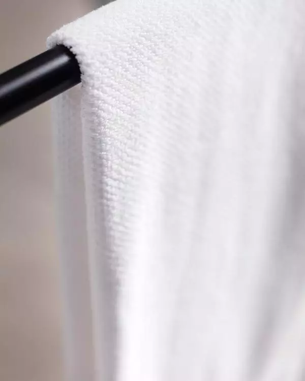 Riz Jacquard Bath Towel