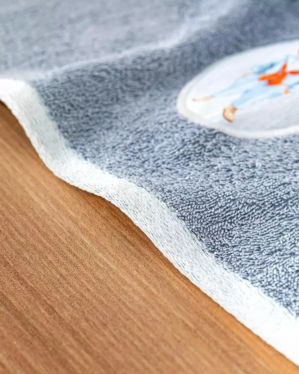Billie Face Towel