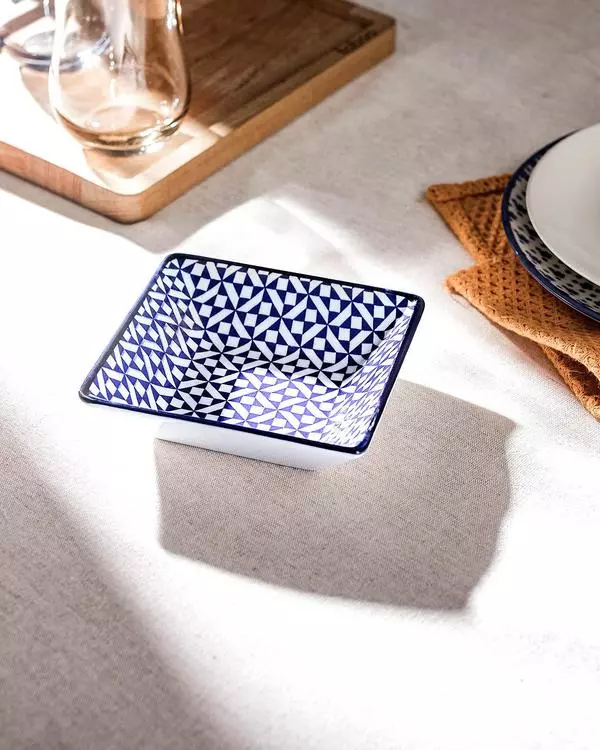 Reve Bleu Nancy Square Bowl