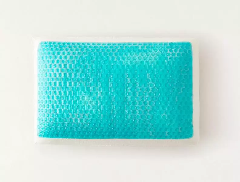 Fuchsia Visco Gel Cooling Pillow
