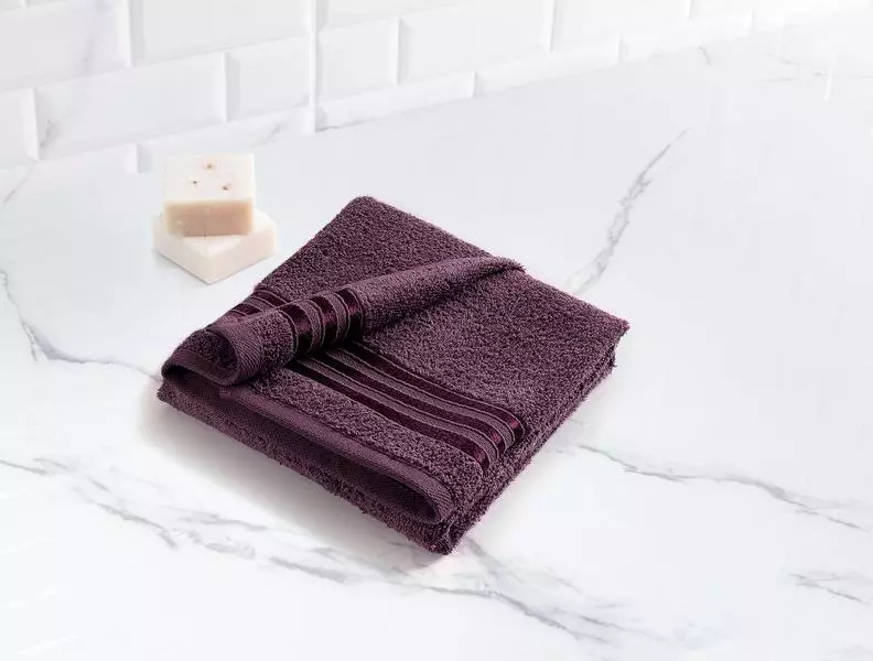 Maynor Flouche Face Towel