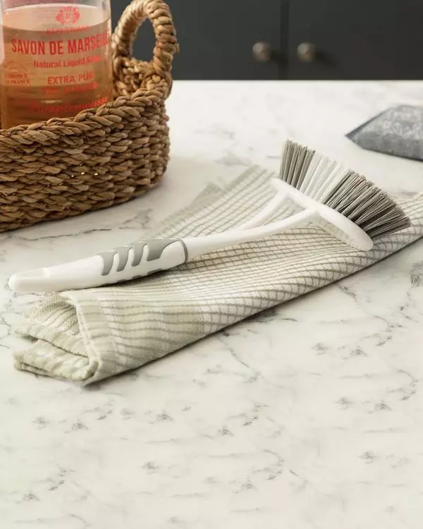 Graque Dust Brush
