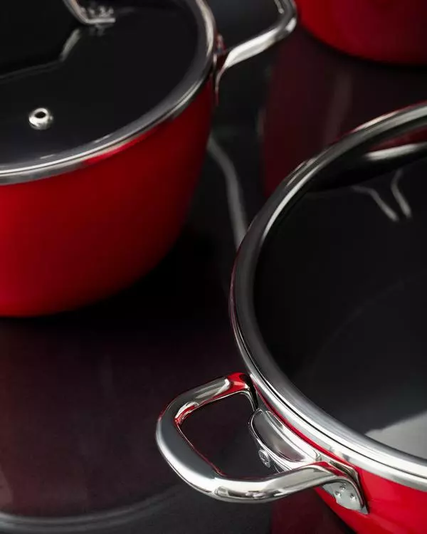 Titanium Enamelled Cookware Set