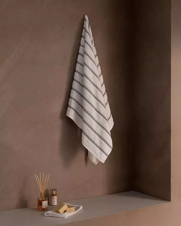 Simone Bath Towel