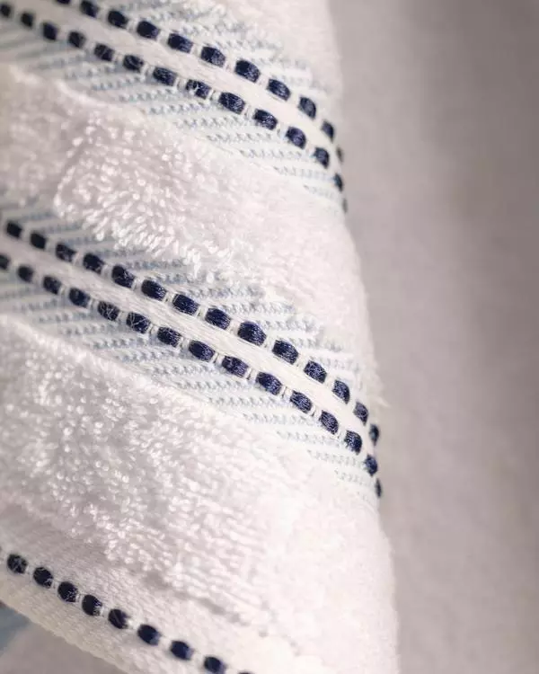 Fanya Bath Towel