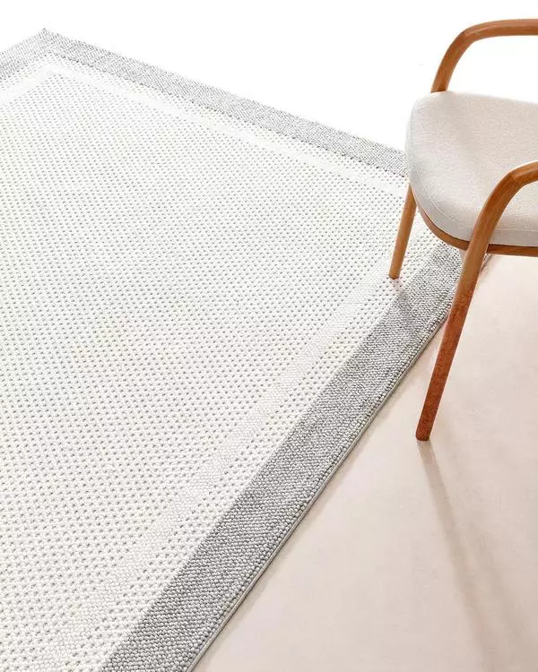 Fiance Carpet