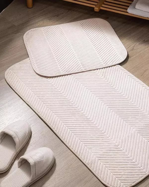 Emele Tapis De Bain
