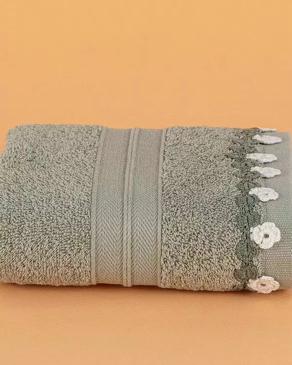Jeanne Face Towel