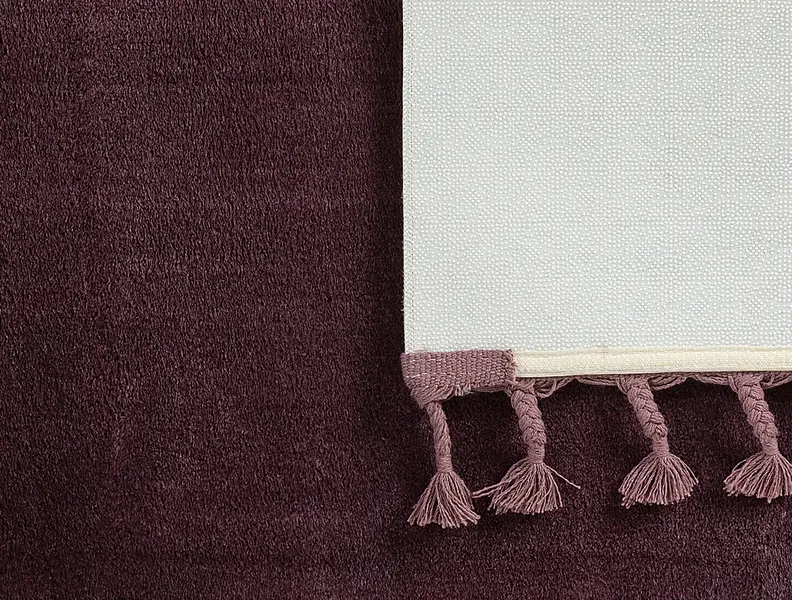 Carol Fringe Carpet