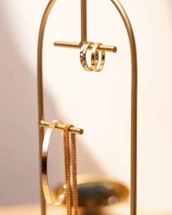 Ferrum Jewelery Stand