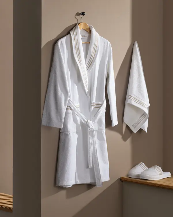 Delron Women Bathrobe Set