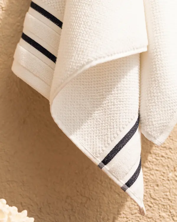 Cera Face Towel