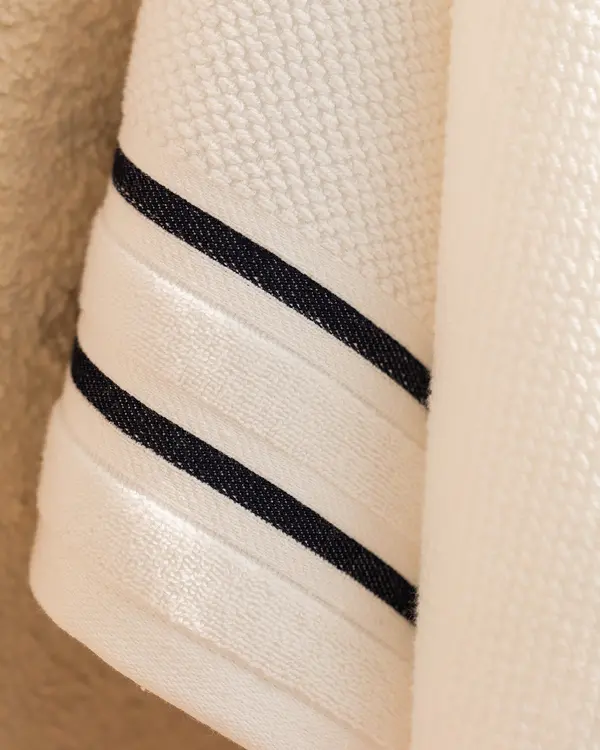Cera Face Towel