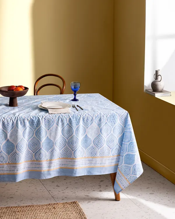 Wanzele Table Cloth
