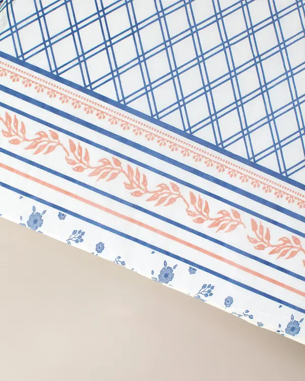 Hilaire Disposable Tablecloth