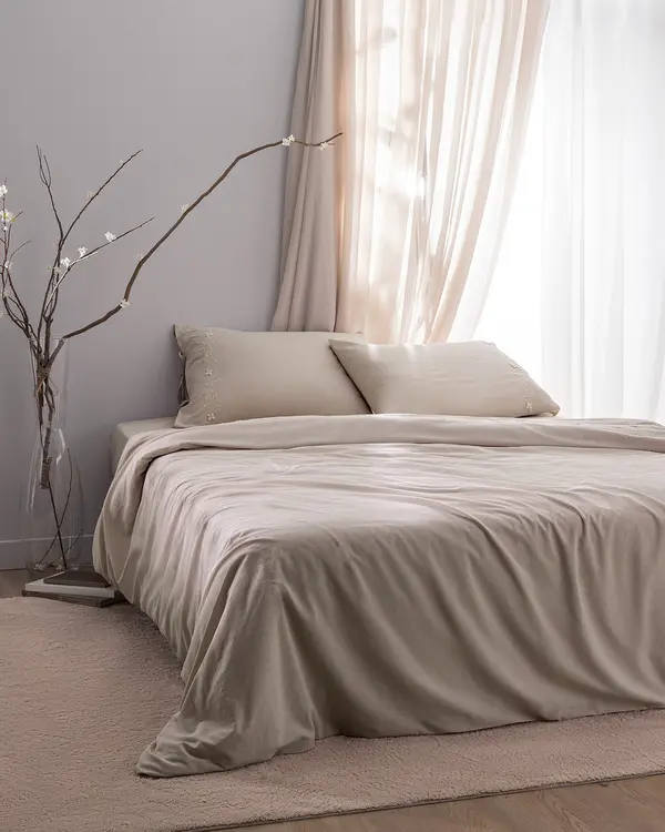 Loris Double Size Embroidered Duvet Cover Set
