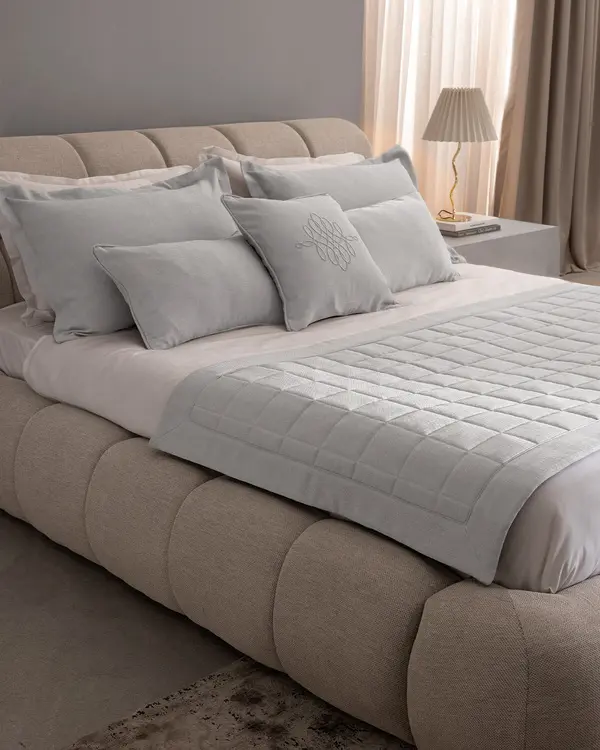 Sillage Bed Runner Set