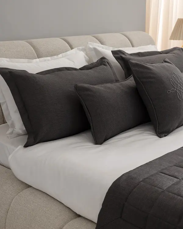 Sillage Bed Runner Set