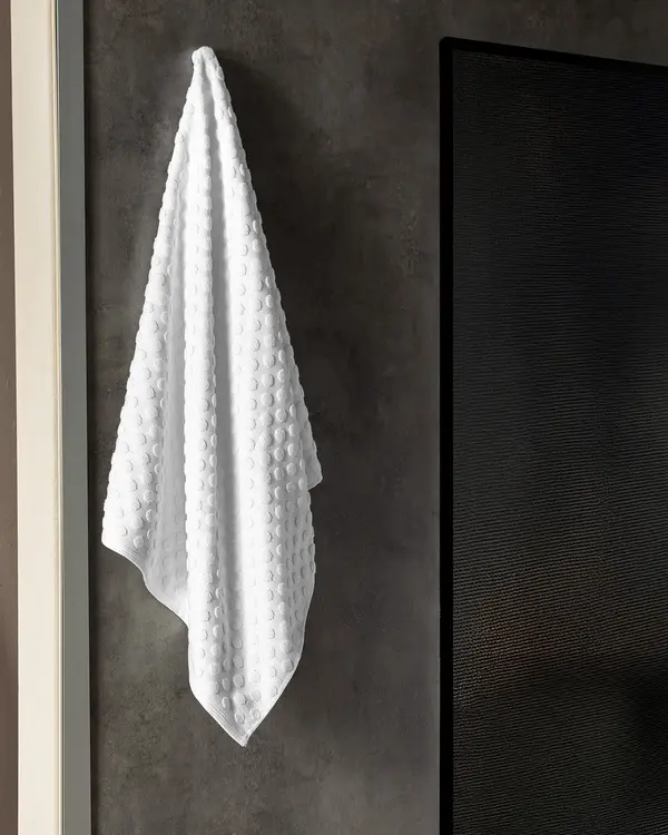 Puanty Bath Towel