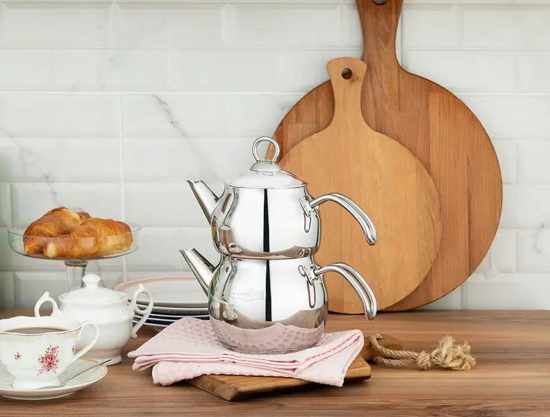 Karlotte Teapot Set - Small-Sized