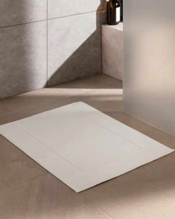 Stripe Armure Foot Towel