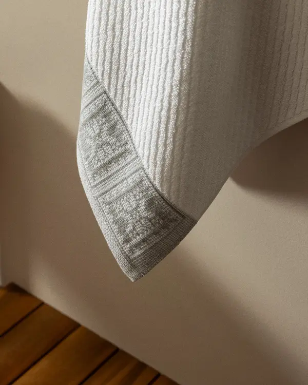Zeste Bath Towel