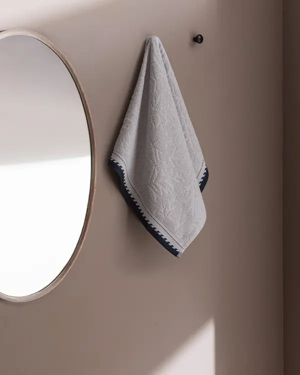Perle Face Towel