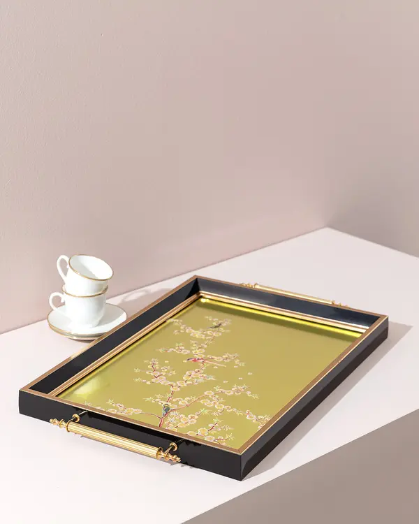 Manon Tray