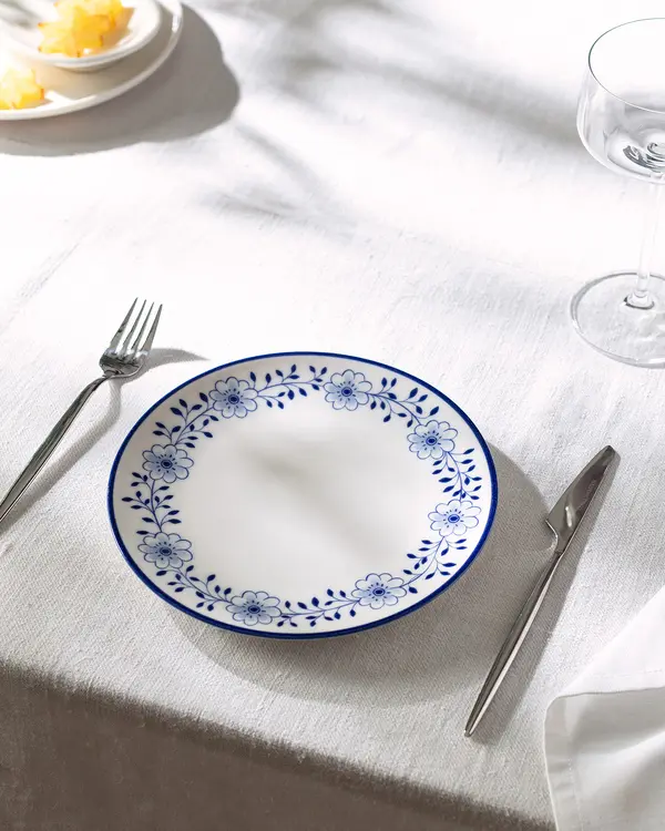 Reve Bleu Floral Cake Plate