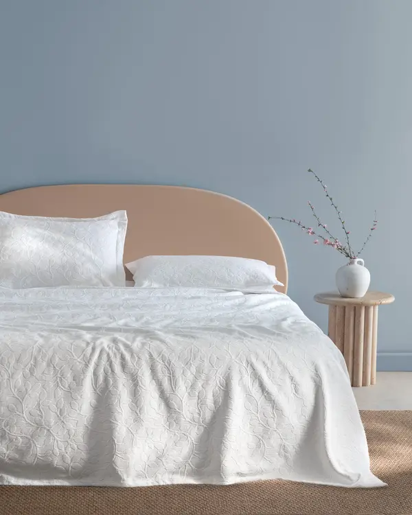 Chantal King Size Bedspread